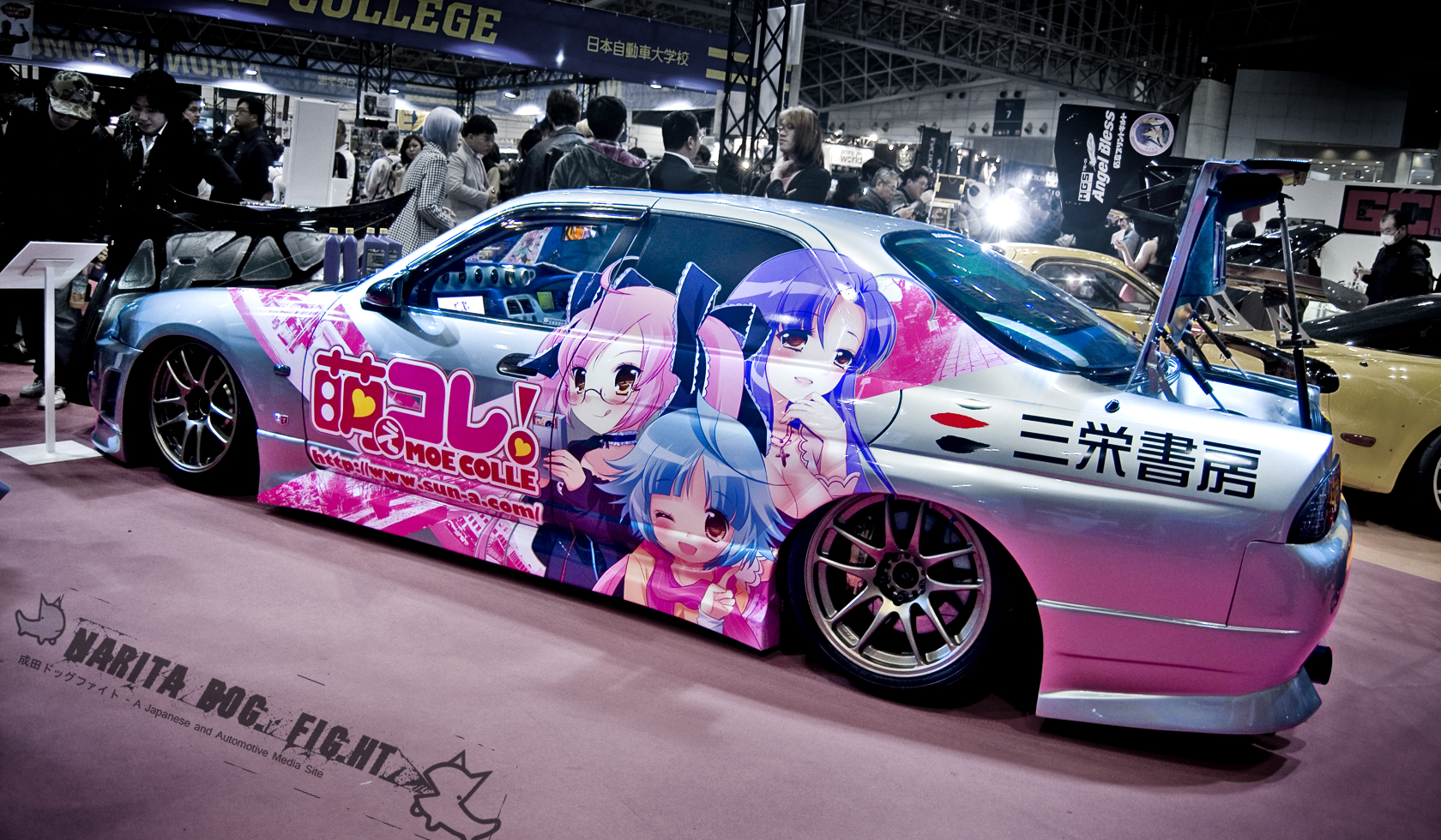 Posted in 1680 Itasha R33. 